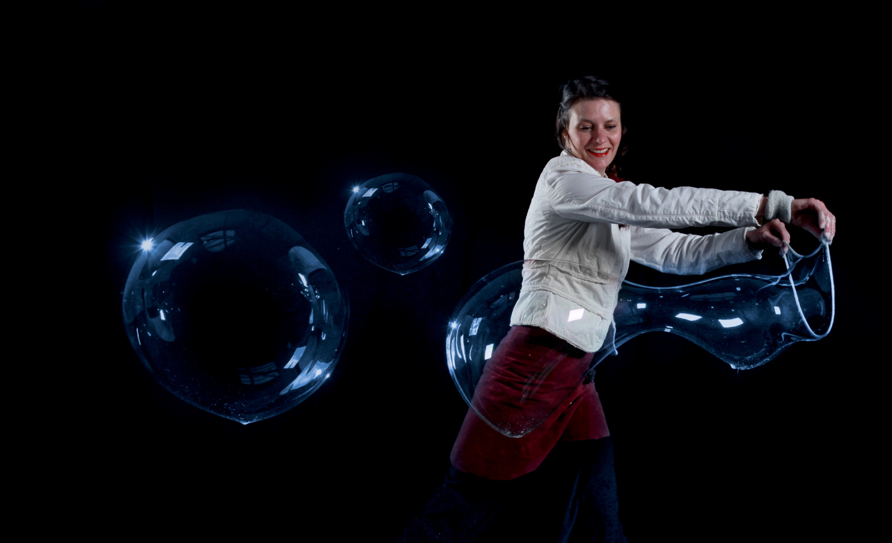 Lucie bubble artist1