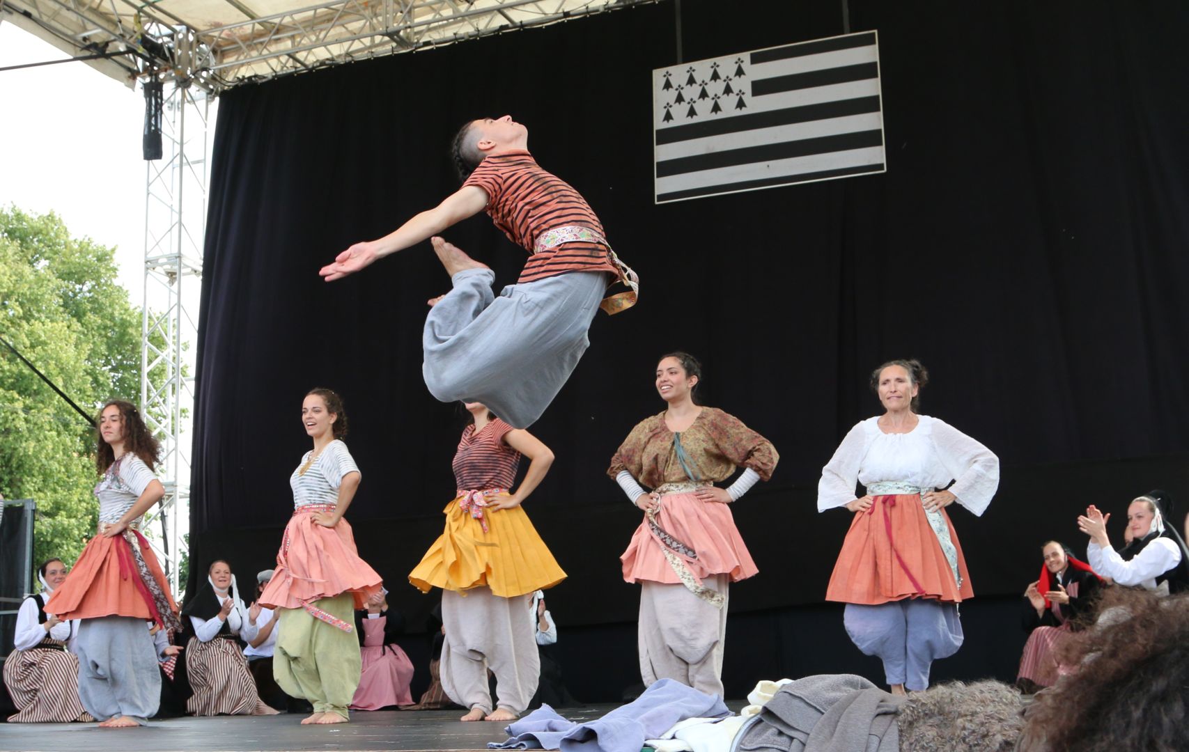 Festival de la Saint-Loup- concours National de la danse bretonne
