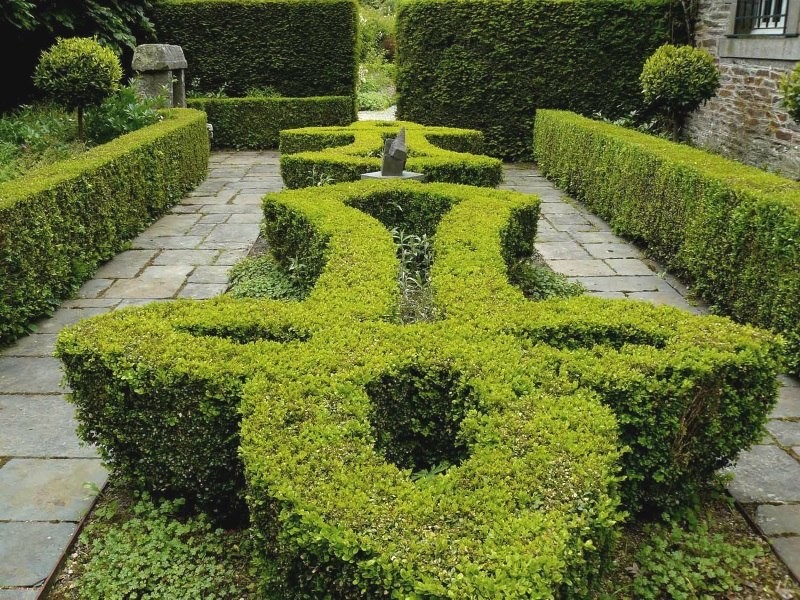 gouarec-jardin-800-2
