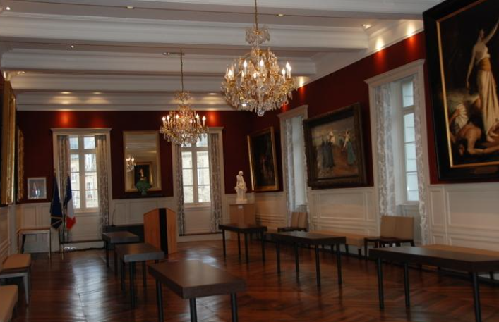 mairie dinan