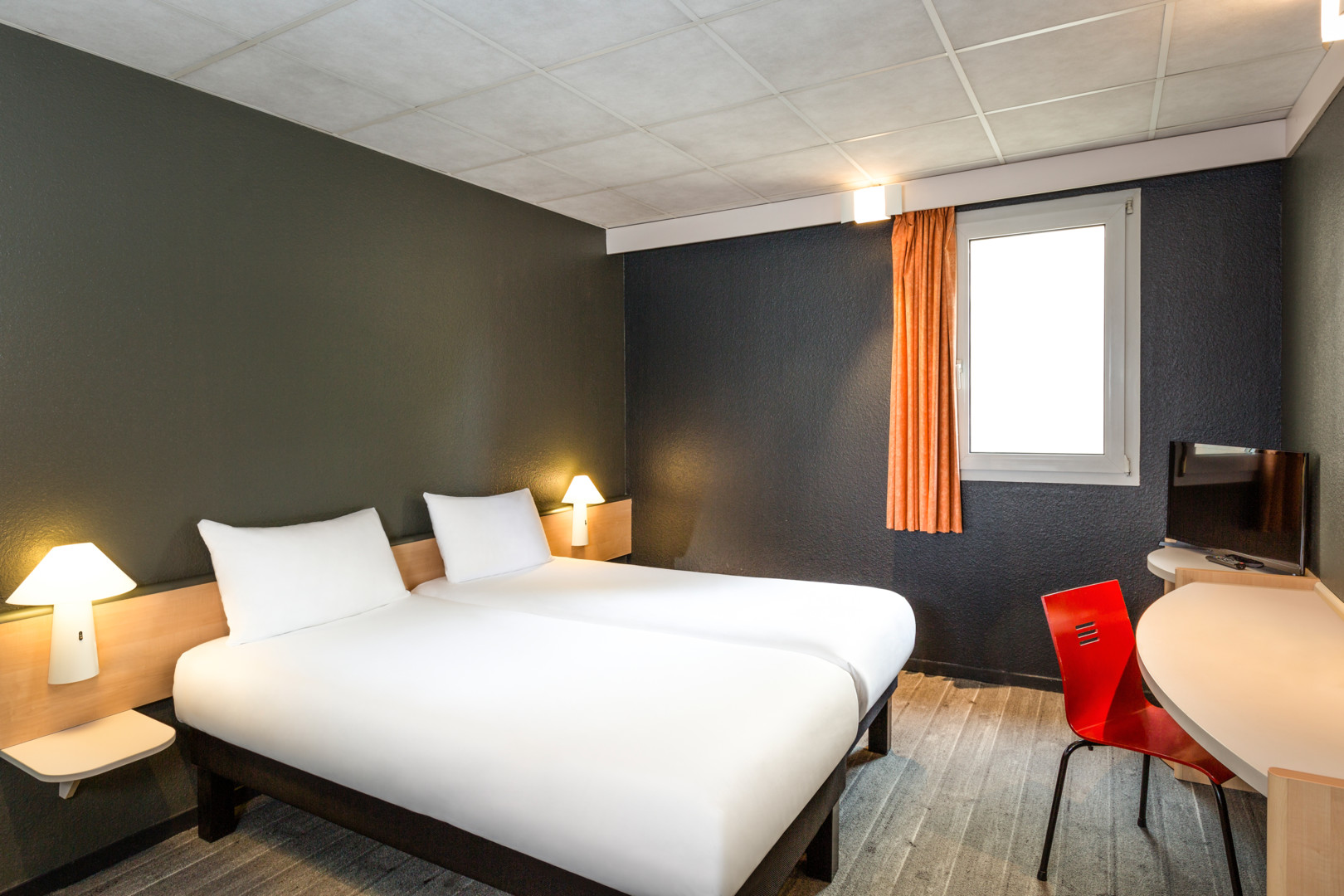16 - H - Lannion - IBIS 5