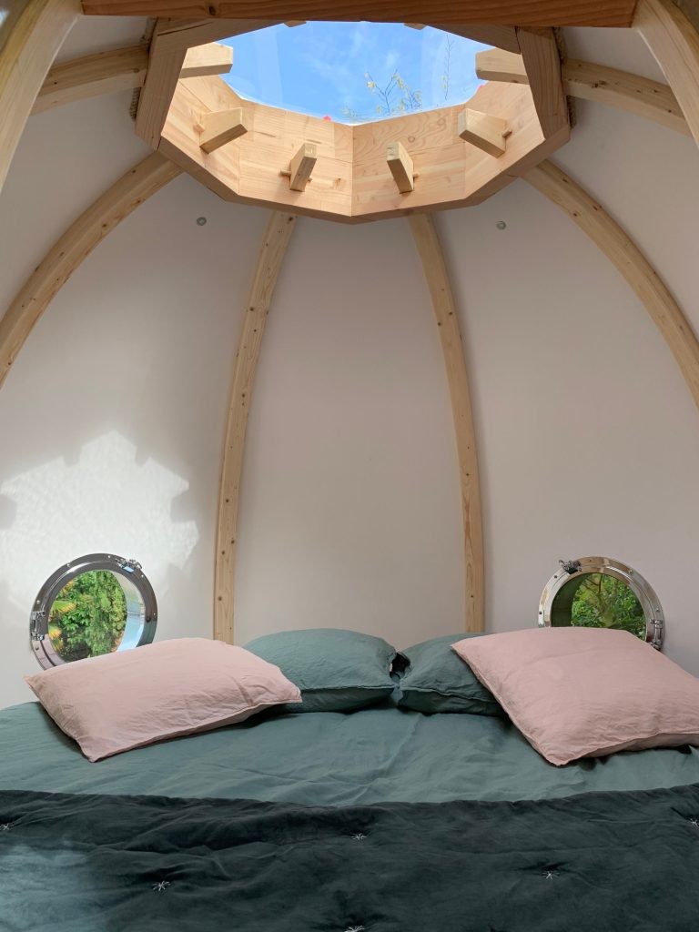 À l'intérieur