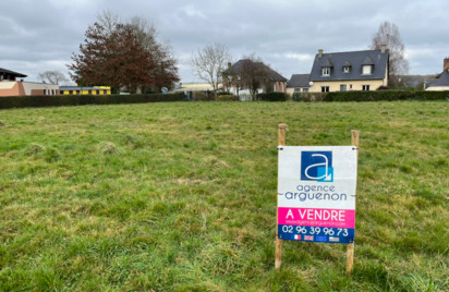 Terrain - 2293 m2 - Le Crouais
