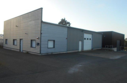 Local industriel - 280 m2 - Plussulien