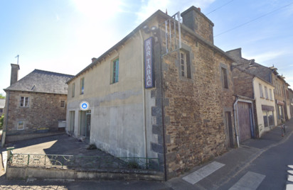 Maison - 450 m2 - Ereac