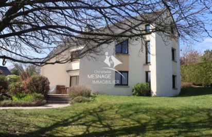 Maison - 211 m2 - Dinan