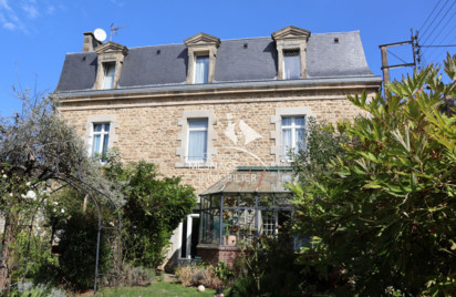 Maison - 483 m2 - Dinan
