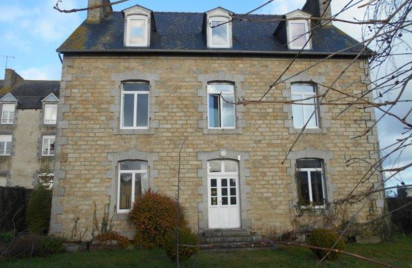 Maison - 213 m2 - Begard