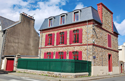 Maison - 262 m2 - St Brieuc