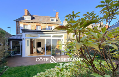 Maison - 236 m2 - St Brieuc