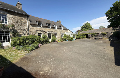 Maison - 267 m2 - Plaine Haute