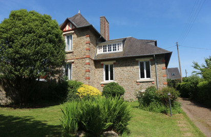 Maison - 120 m2 - Rostrenen