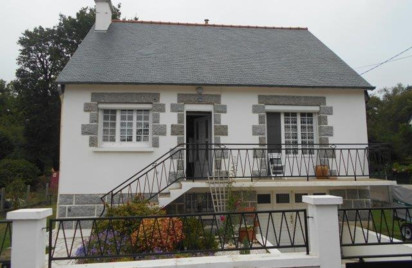 Maison - 131 m2 - St Nicolas Du Pelem