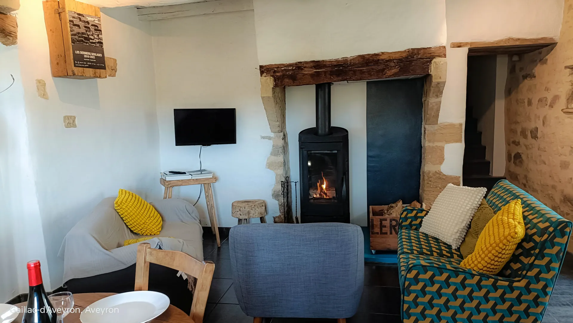 Gîte La Garde - Le séjour avec l'espace salon 5 places