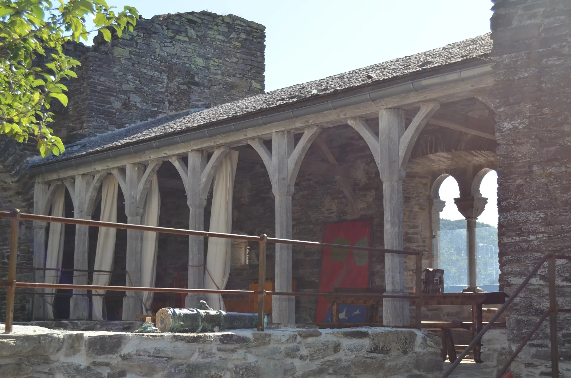 Galerie au Château de Valon