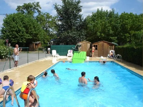 CAMPING BEAU RIVAGE (Livinhac)