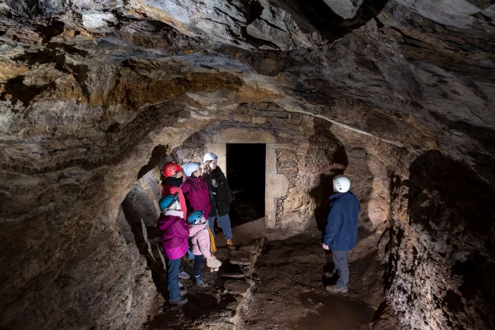 Visite de la mine de Cénomes