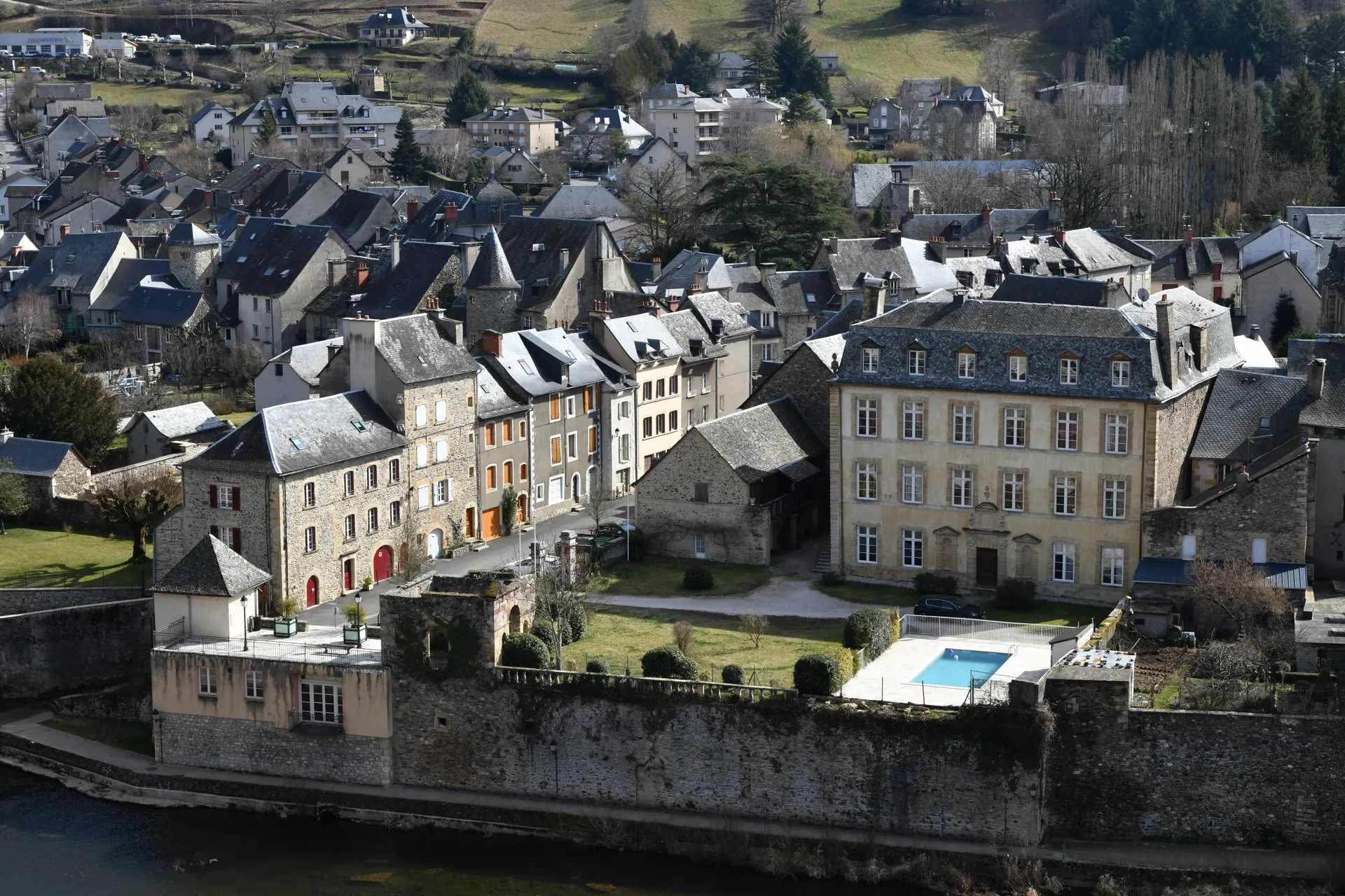 Vue sur le château Ricard St Geniez d'Olt
