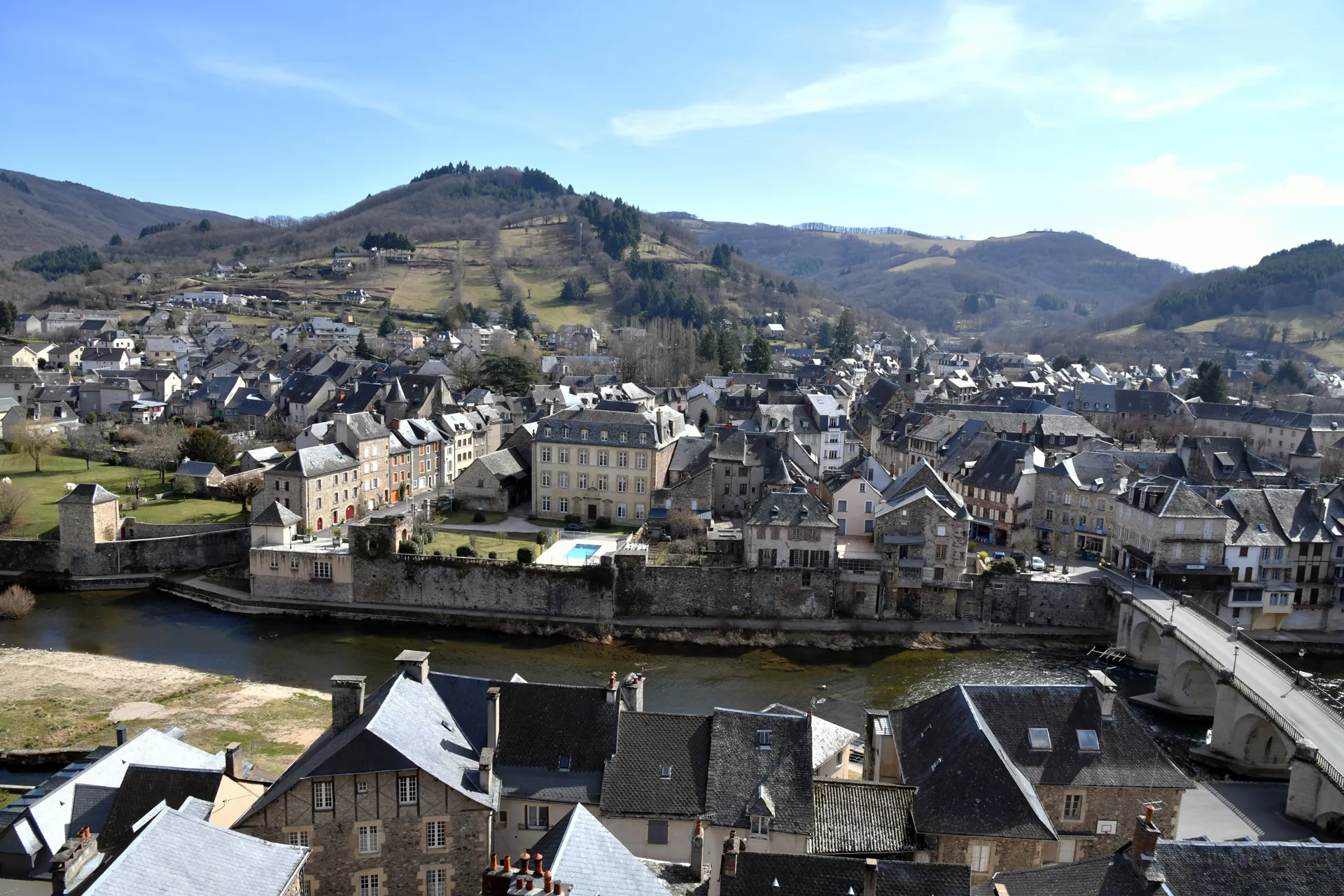 Vue sur Rive gauche Saint Geniez d'Olt