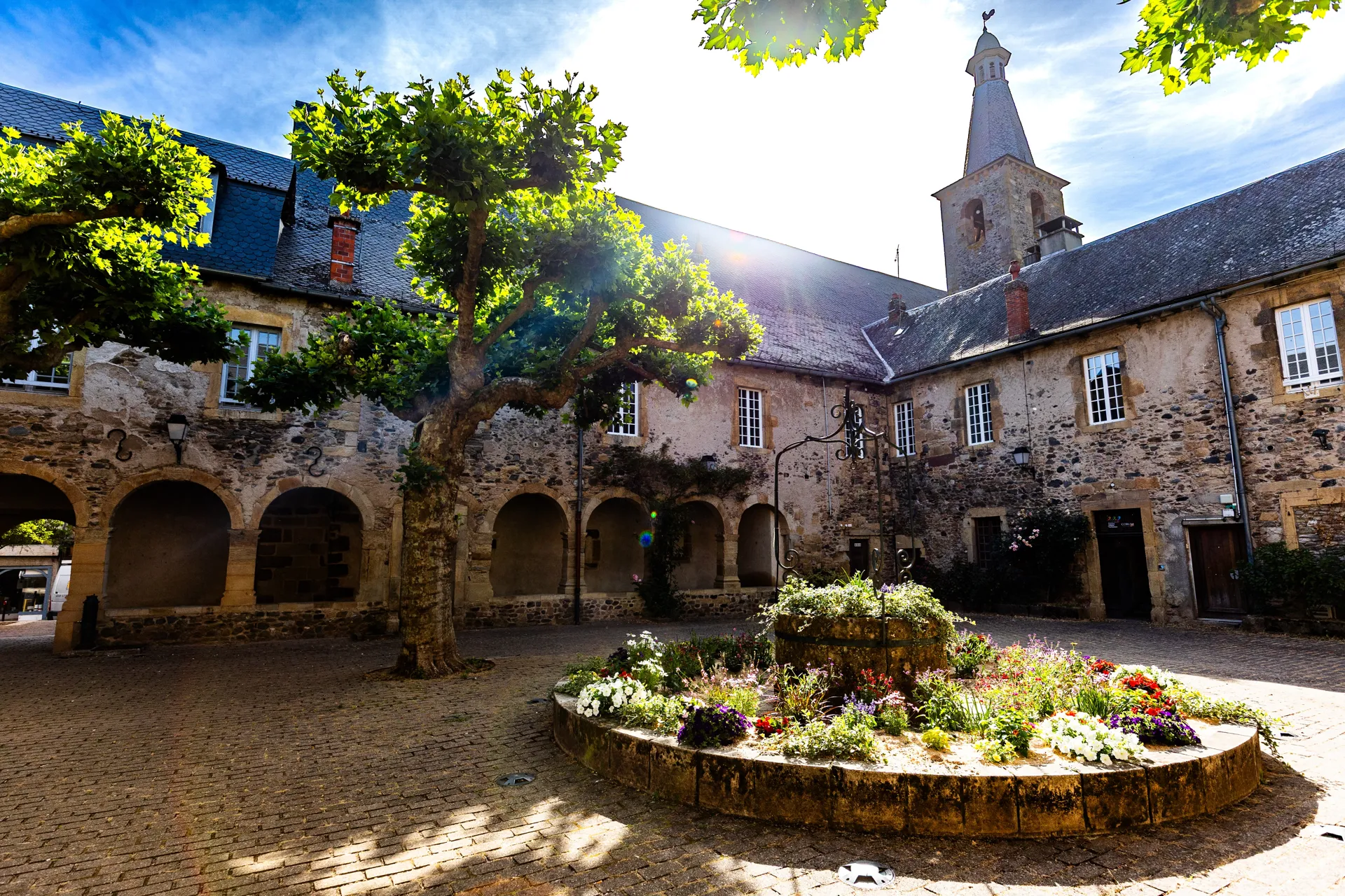Le cloître des Augustins, St Geniez d'Olt