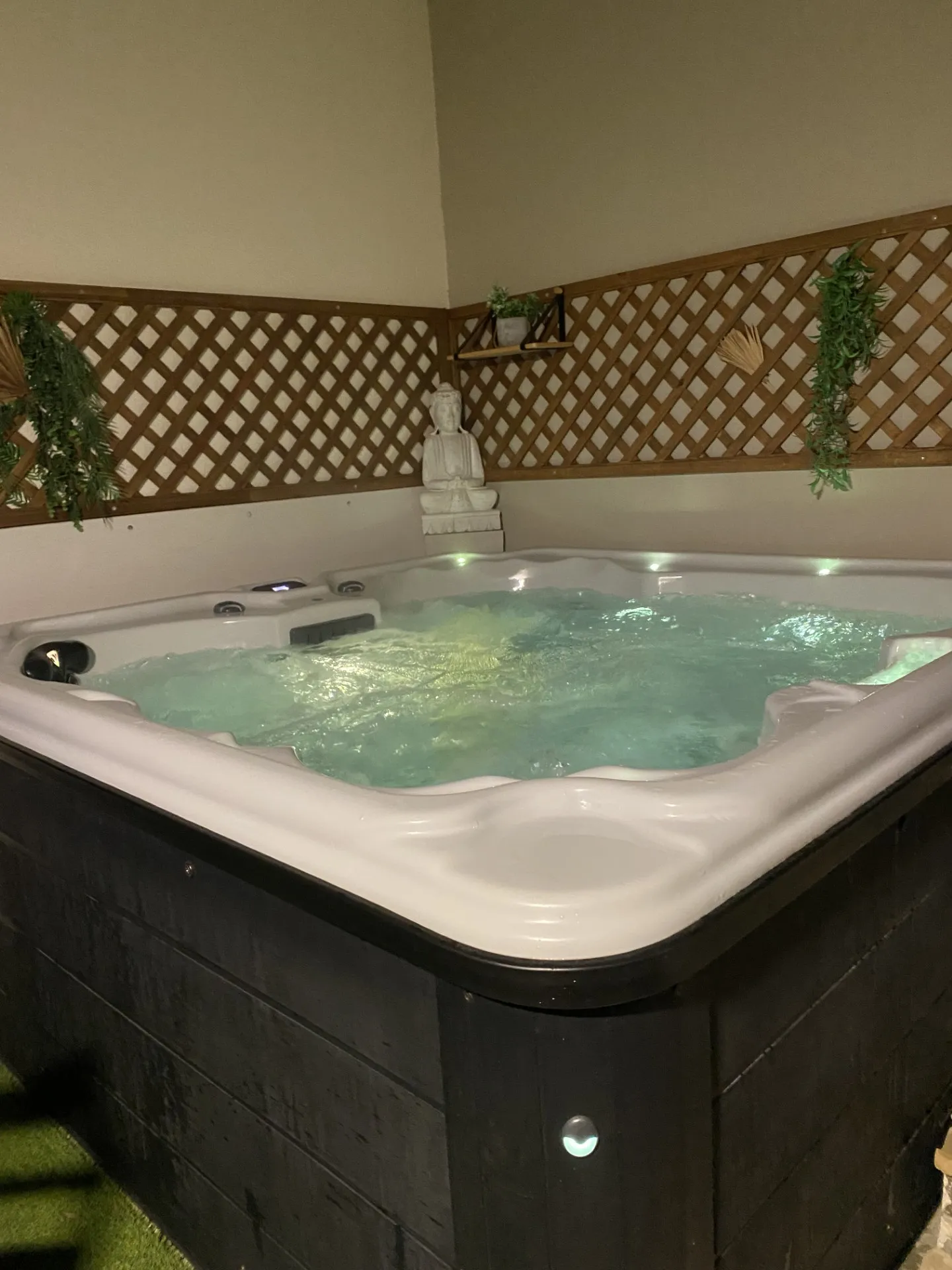 jacuzzi