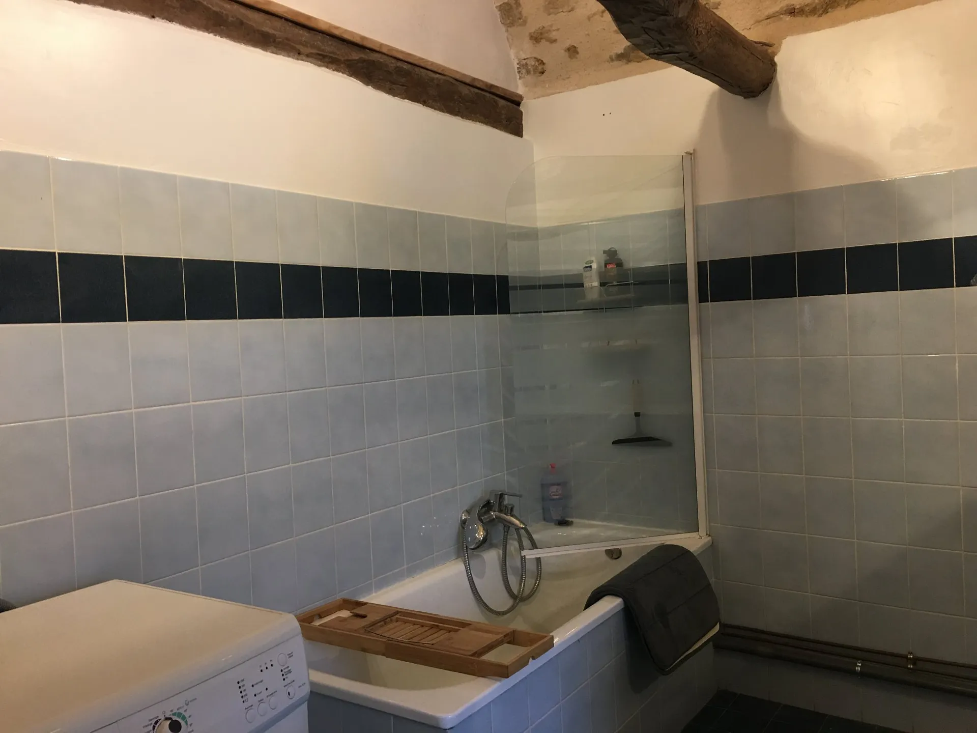 Autre vue de la salle de bain