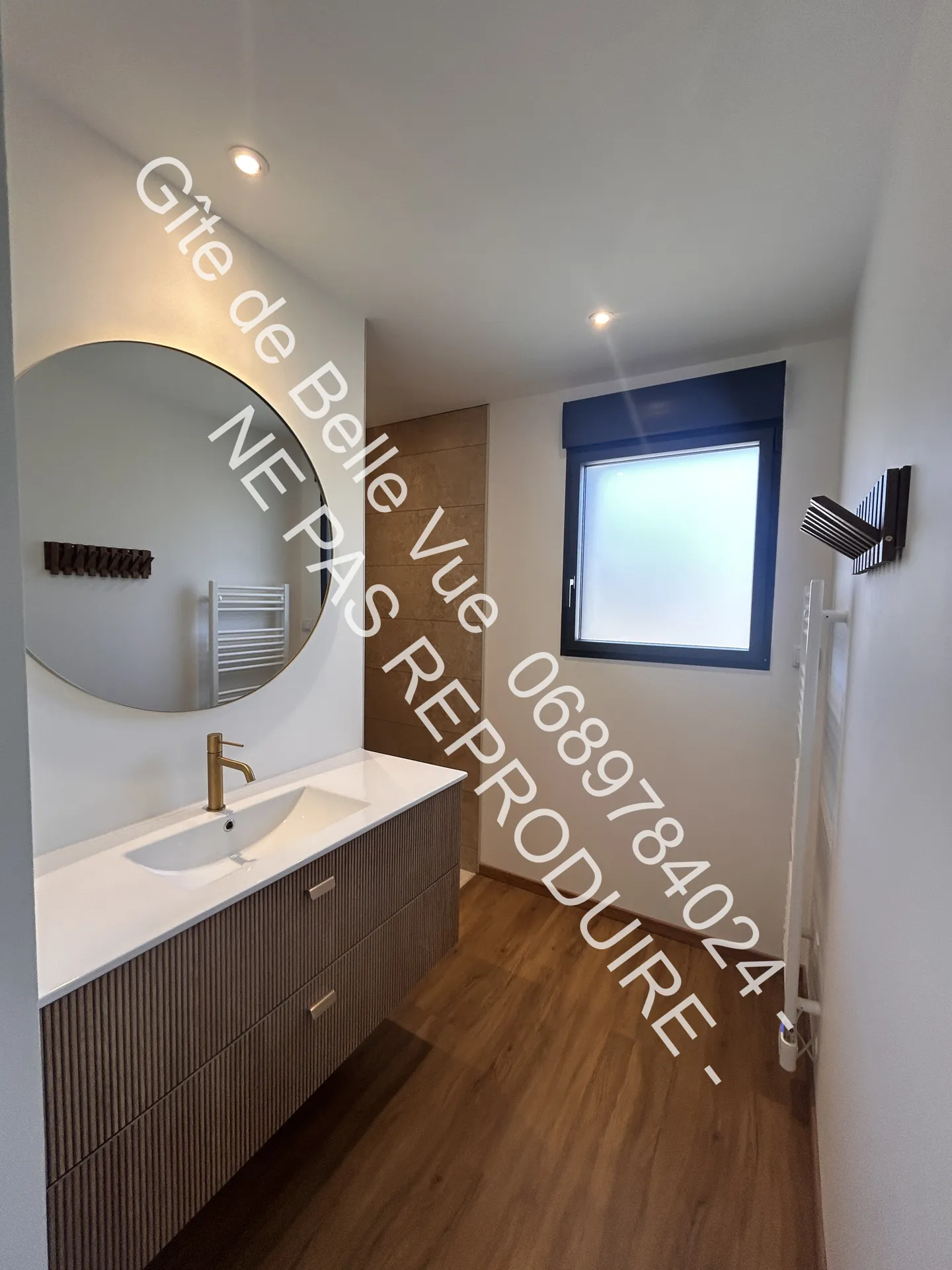 SALLE DE BAIN CHAMBRE PARENTALE