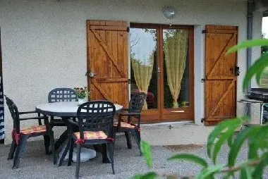 Gîte Les Cerisiers terrasse