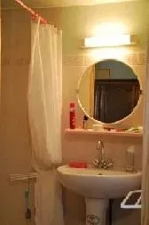 Gîte Les Cerisiers salle d'eau