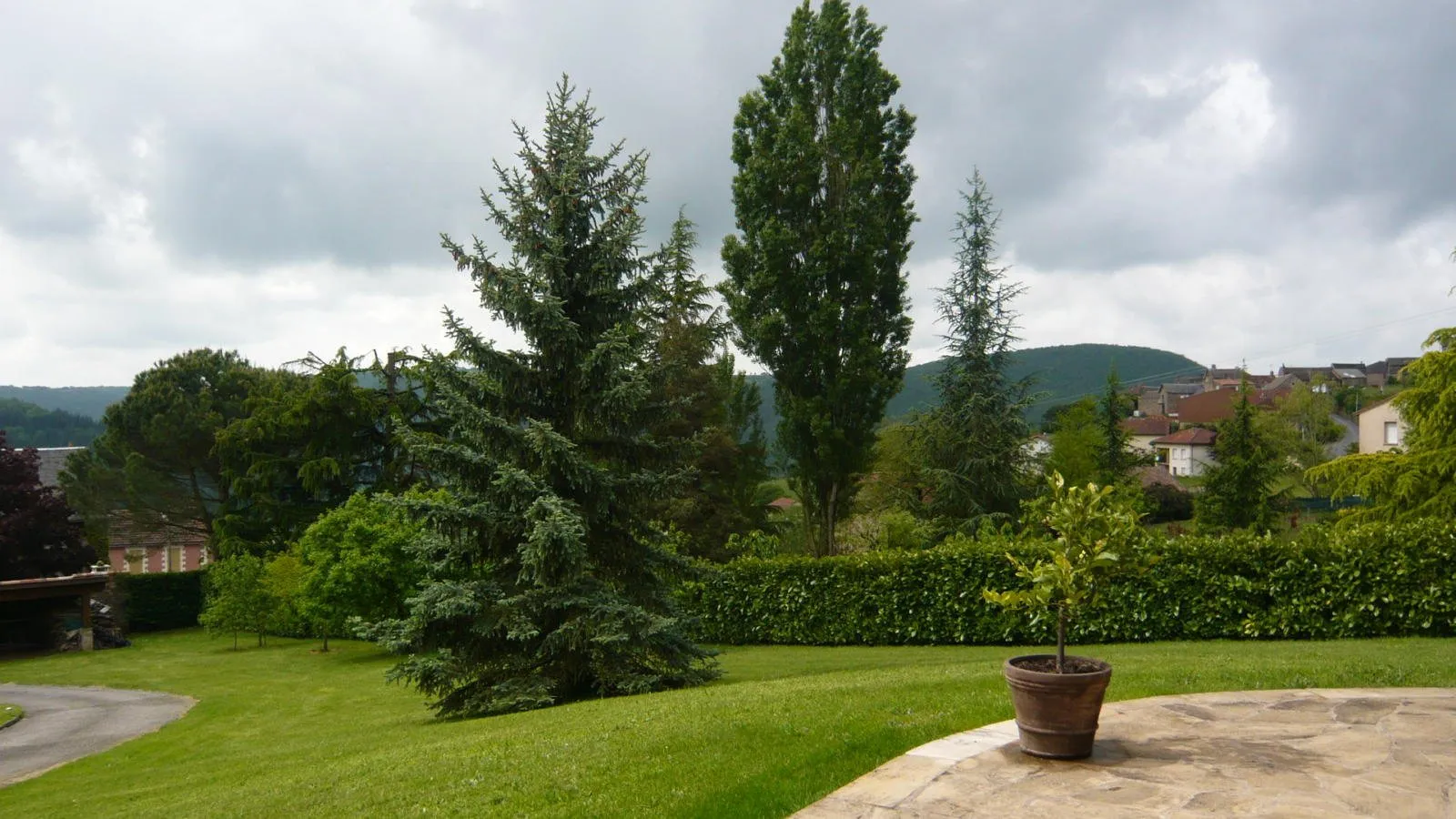 Chez Lucien et Gisèle - AYGG75