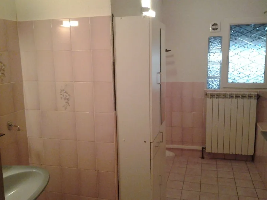 Gite-M-Vassalo-lévézou-salle-de-bain - AYG6049