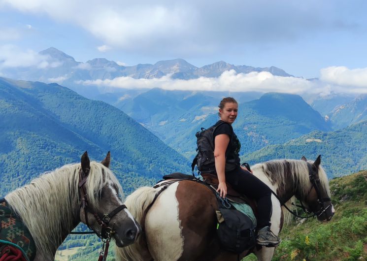 Randonnée équestre en col
