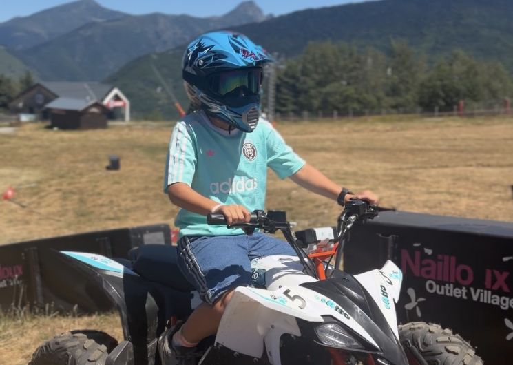 Le quad sur la station d'Ax 3 Domaines_Ax-les-Thermes