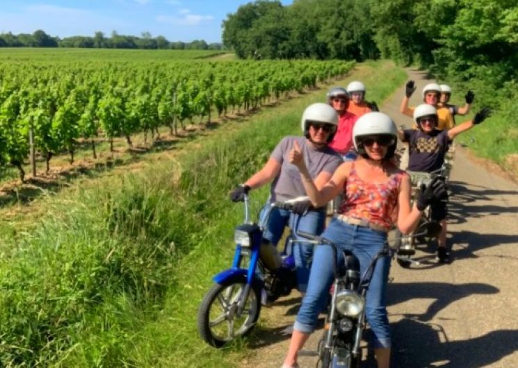 Balade à mobylette vintage - Du ponton au guidon -Départ Port Aiguelèze