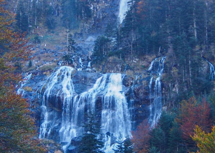 Cascade Ars Automne