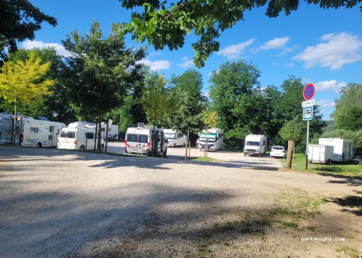 Bressols motorhome area_Bressols