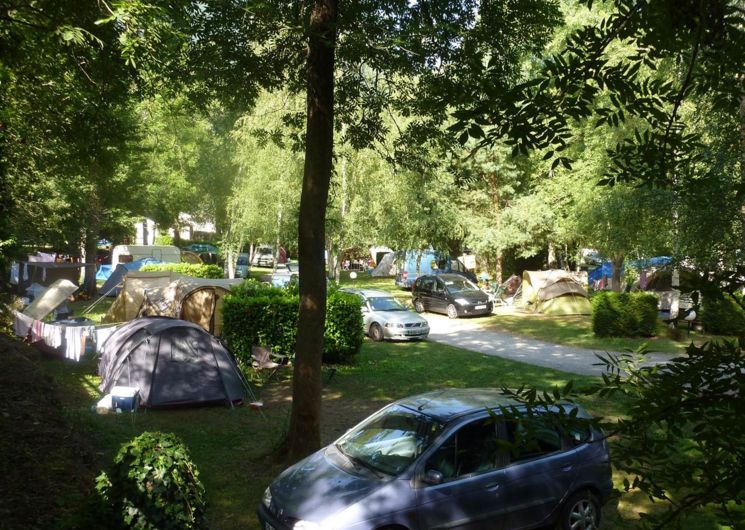 Camping la Bexanelle à Vicdessos