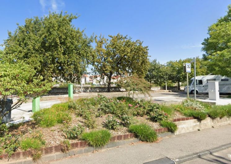 Aire de Service Camping Car d'Alès_Alès