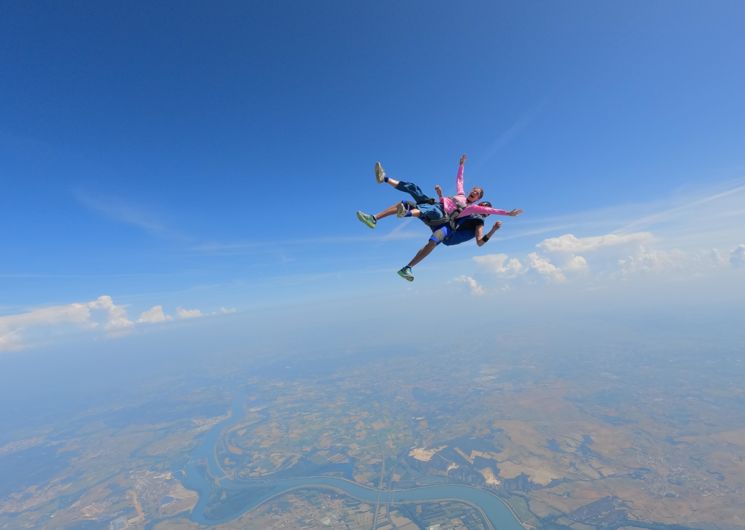 UPnFLY saut en parachute
