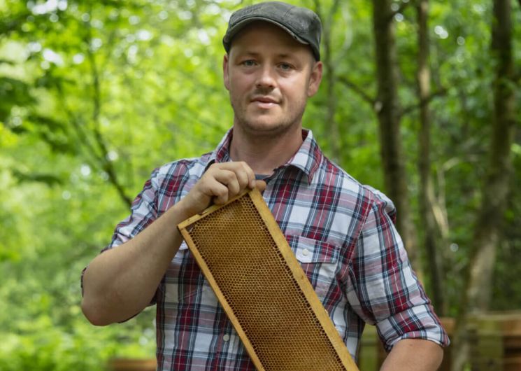 Mella Apiculture_Laguian-Mazous