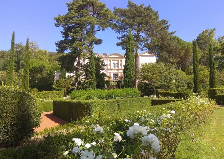 Château de Saurs 9