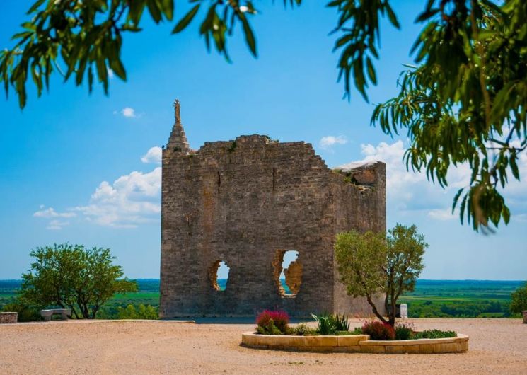 Visite guidée Bellegarde en Costières