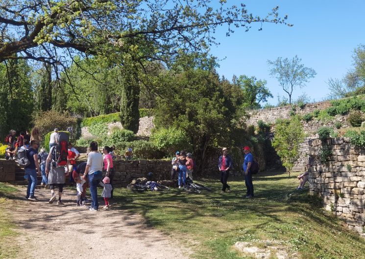 Chasse aux œufs, randonnée