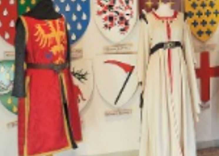 Costumes médiévaux