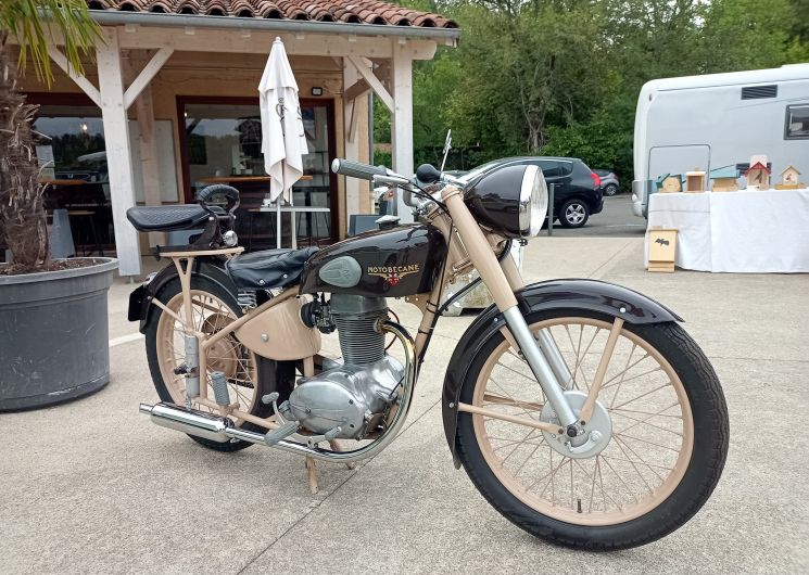 Fête des Véhicules d'Époque à Barbotan-les-Thermes_Cazaubon