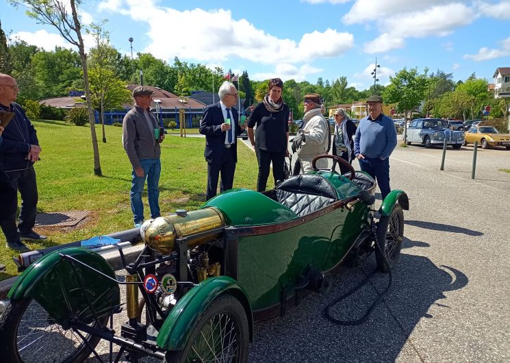 Fête des Véhicules d'Époque à Barbotan-les-Thermes_Cazaubon