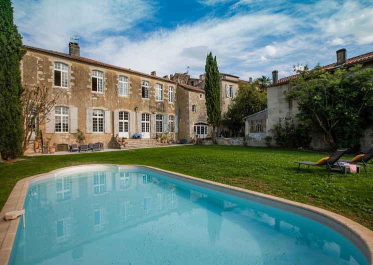 Journées européennes du patrimoine - Visite guidée à la bougie de l'Hôtel de Mellet_Condom