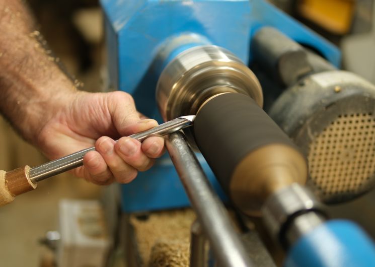 Visite de savoir-faire : découverte du tournage sur bois_Castres