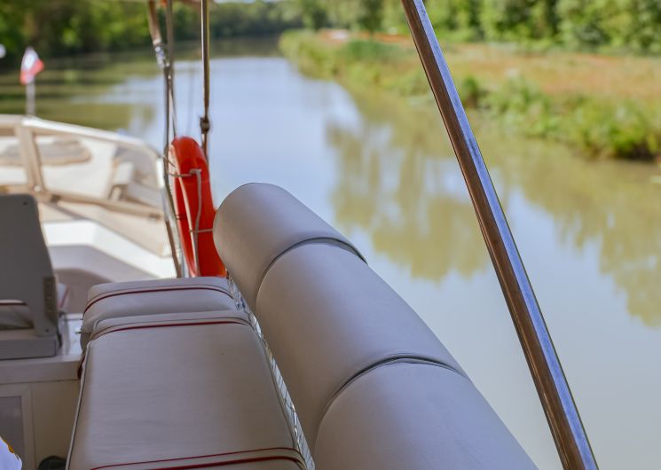 Balade fluviale aux portes de la Camargue_Bellegarde