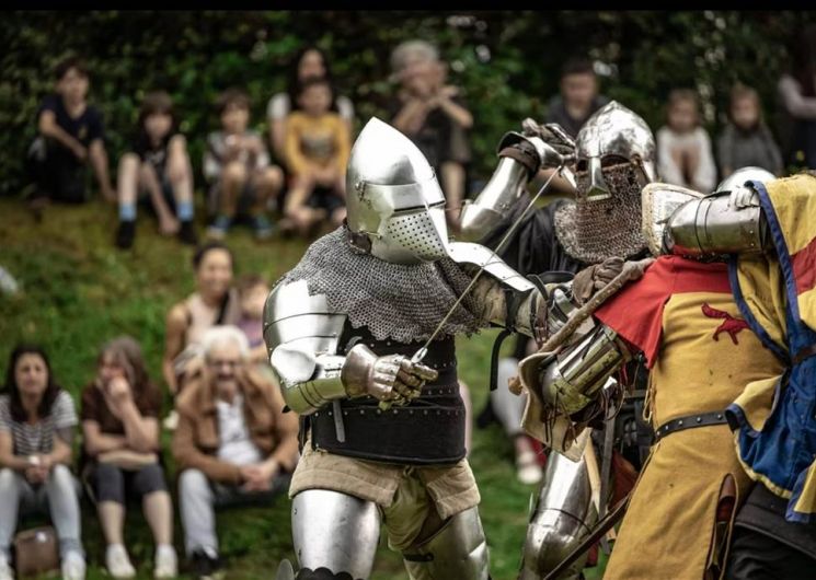 Lordat - Spectacle de Fauconnerie + Les Dragons Occitans_Lordat